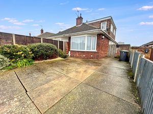 Photo 16- click for photo gallery